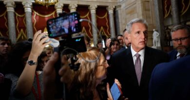 Etats-Unis : le speaker républicain de la Chambre des représentants, Kevin McCarthy, visé par une motion de censure venue de son propre camp